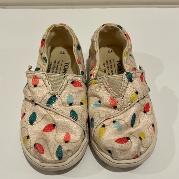 TOMS Belmont Toddler Girl Slip On Shoe Cream Christmas Light Bulb US7 - Picture 2 of 15